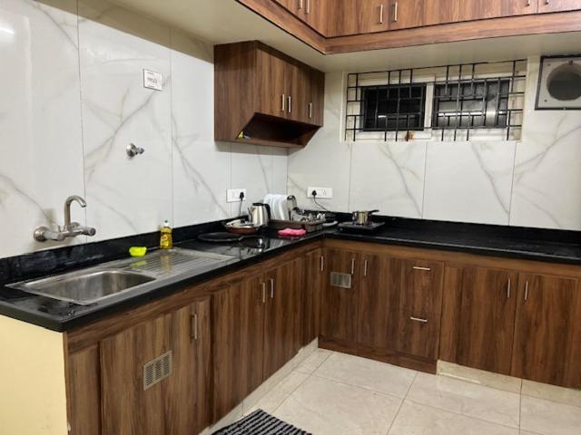 Apartamento Girivalam Vista Residency Tiruvannāmalai Exterior foto