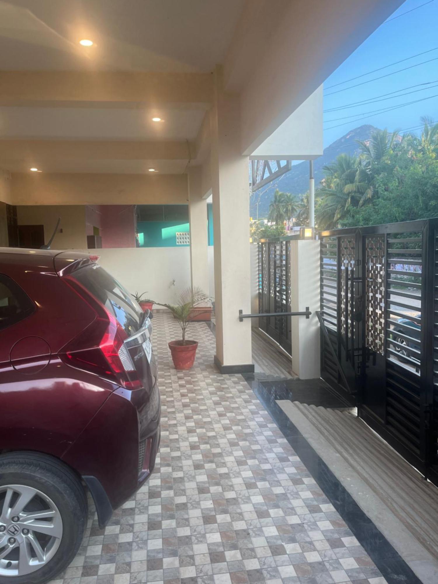 Apartamento Girivalam Vista Residency Tiruvannāmalai Exterior foto
